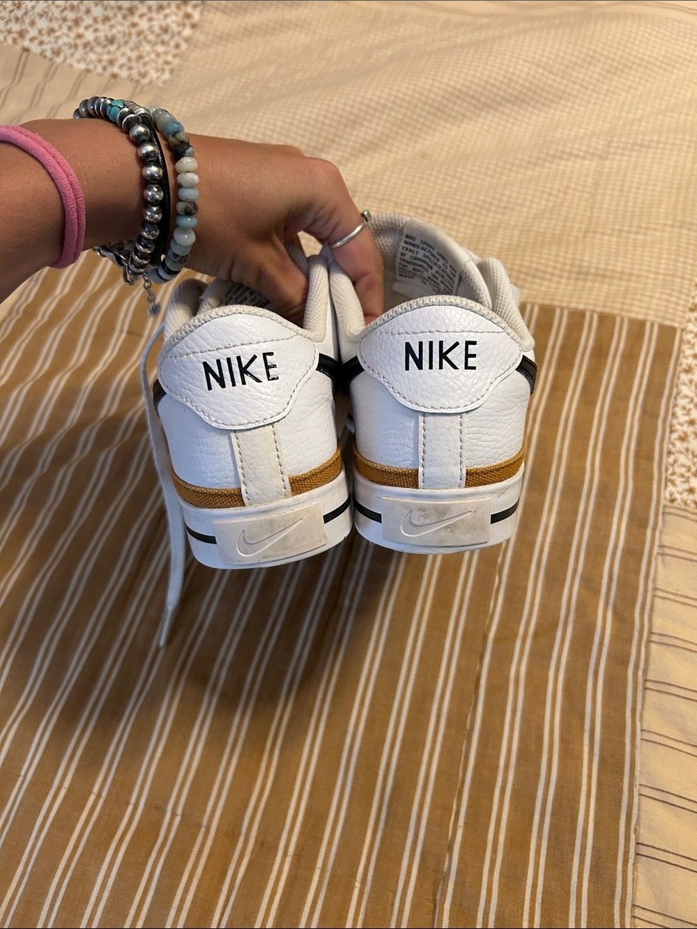 Nike court legacy tennis shoes white and black leather with tan accent size 8.5 - Picture 4 of 6